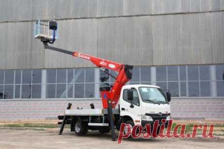 Телескопический автогидроподъёмник Socage T315 на шасси Hino-300