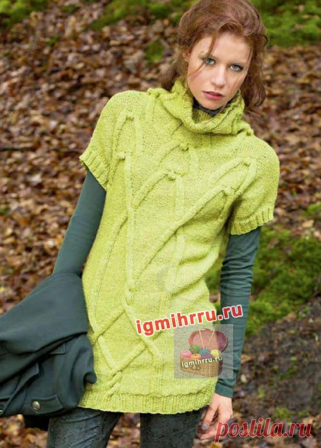 Туника с крупными мотивами из «кос». Вязание спицами со схемами и описанием