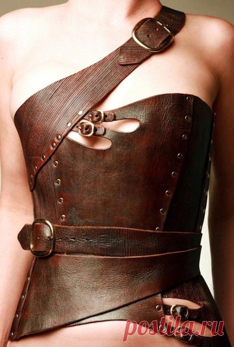 best leather accessories 2011 | Trend Fashion Design 2012 | Fashion Style 2011 - 2012 | Fashion Designer | Men Fashion | Women Fashion | Clothing Design | Fashion Tips