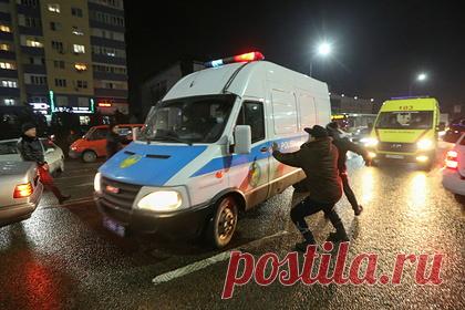 В МИД России допустили причастность Великобритании к беспорядкам в Казахстане. Россия не исключает, что к организации беспорядков на территории Казахстана в начале января могла быть причастна Великобритания, однако необходимо дождаться результатов расследования произошедшего. Об этом заявил директор второго департамента Азии МИД, спецпредставитель президента РФ по Афганистану Замир Кабулов.