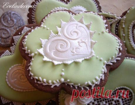 Ghiaccia reale biscotti al cacao decorati Evelindecora