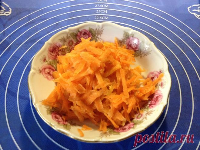 морковь натереть на крупной терке