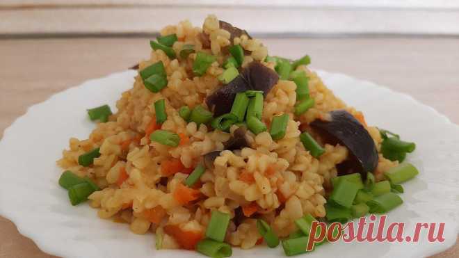 Приготовила постный плов из булгура и не пожалела. Получилось нежное и вкусное блюдо
Добро пожаловать на мою кулинарную страничку! Друзья, продолжается Великий пост и я...
Читай пост далее на сайте. Жми ⏫ссылку выше