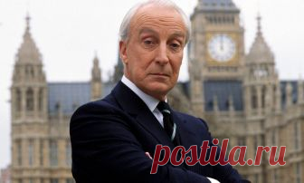 Иэн Ричардсон (Ian Richardson)
- 7 апреля, 1934 • 9 февраля 2007