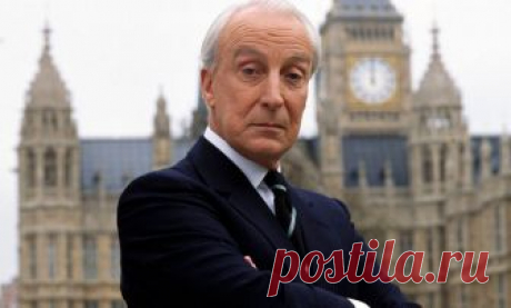 Иэн Ричардсон (Ian Richardson)
- 7 апреля, 1934 • 9 февраля 2007