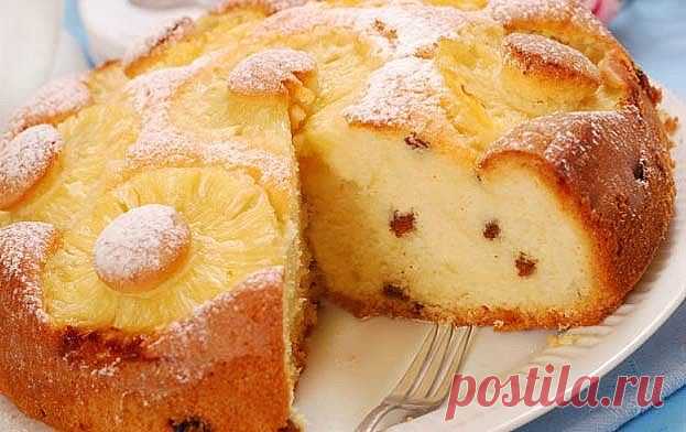 Фантастически вкусная творожная запеканка
Ингредиенты:
250 г творога
1 ст. ложка сахара
0.5 чайной ложки соли
2 яйца взбить
2 ст. ложки манной крупы
0.5 стакана молока
Приготовление:
Манку с молоком смешать и дать постоять минут 10, чтобы крупа набухла. Взбить яйца с сахаром, добавить творог, соль и набухшую манку. Всё перемешать и вылить в форму, смазанную маргарином и посыпанную сухарями или манной крупой (чтобы не прилипало) Запекать в разогретой духовке при мощности 20...