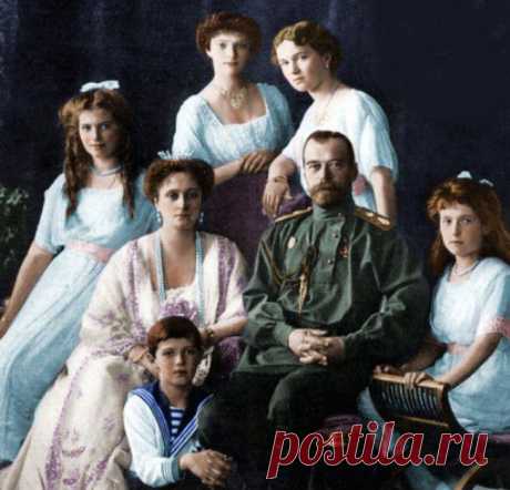 &quot;Настанет год.России чёрный год,
Когда царей корона упадёт;
Забудет чернь к ним прежнюю любовь,
И пища многих будет мерть и кровь.&quot;
М.Лермонтов &quot;Предсказание&quot;,1830 год