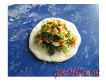 Пирожки с яйцом и луком пошаговый рецепт с фото — МЕЖДУ НАМИ БАБУШКАМИ