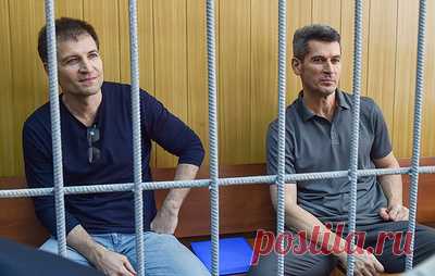 Мосгорсуд смягчил на полгода наказание братьям Магомедовым. Обоснованием стало истечение срока давности по двум эпизодам мошенничества и хищений
