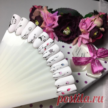 321 Likes, 10 Comments - Безрукова Валерияг.Киржач (@valeriyanail) on Instagram: “Нежнятинахотела оставить эту тему такие нежных цветочков до 8 марта но нет... И кстати тут крутой…”