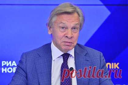 В Совфеде ответили на слова начальника Генштаба Чехии о войне с Россией. Ценность слов главы Генштаба Чехии Карела Ржегки о войне с Россией близка к нулю. Об этом заявил сенатор Алексей Пушков в Telegram-канале. Так он отреагировал на слова Ржегки, который заявил, что избежать потенциального конфликта с Россией можно только с помощью запугивания. Он также призвал продолжать помогать Украине
