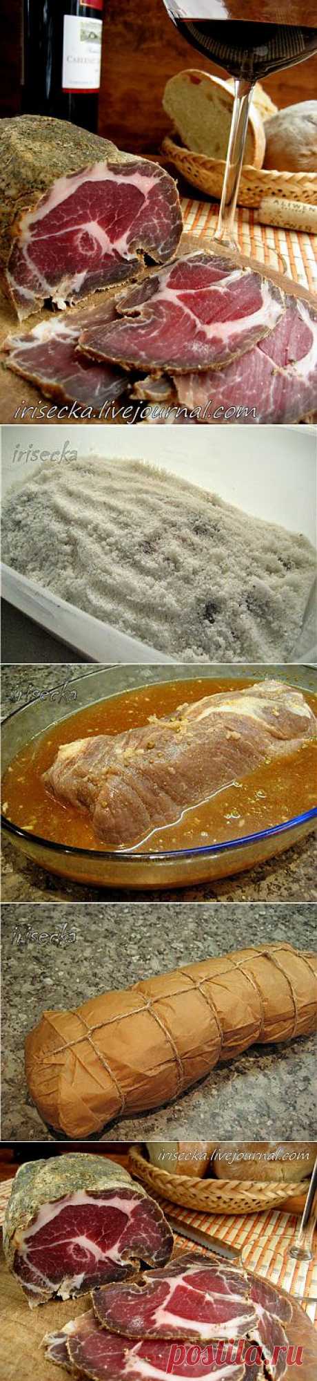 Мясо и хлеб.