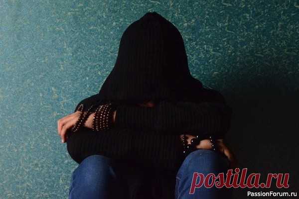 Признаки депрессии у школьников Школьники с началом учебного года пребывают в унынии, чем заставляют понервничать собственных родителей. Психолог Мария Макарова советует не паниковать раньше времени и обратить внимание на поведение ребенка.Макарова посоветовала поговорить с ребенком о его проблемах, если начали...