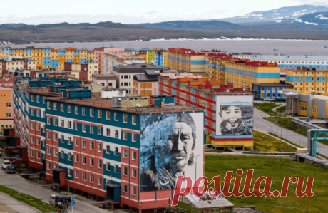 ТОП-10 городов России с самыми высокими зарплатами — в каких регионах выгоднее работать? Средняя заработная плата — объективный, но не самый удобный экономический показатель в российских реалиях. Страна разделена на несколько крупных регионов, каждый из которых обладает своими природными и демографическими особенностями. Если посмотреть, в каких городах России самые высокие зарплаты, результаты окажутся довольно неожиданными. Наряду с Москвой верхние строчки рейтинга займу...