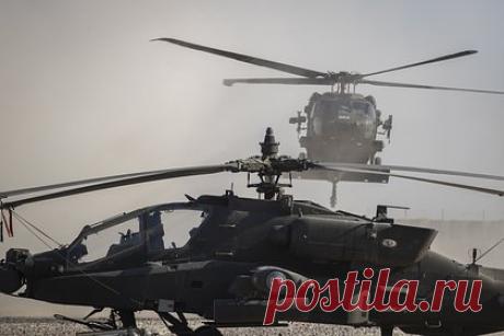 По американской базе в Сирии нанесли ракетный удар. Американская военная база в Сирии Green Village рядом с нефтяным месторождением Аль-Омар на юго-востоке страны подверглась ракетной атаке, сообщает центральное командование Вооруженных сил США. Утверждается, что обошлось без пострадавших и разрушений. В американской армии расследуют инцидент.