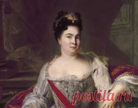 Екатерина I - биография императрицы и личная жизнь Екатерина I - русская императрица, правящий монарх, жена Петра I и мать императрицы Елизаветы Петровны.