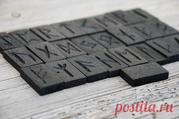 О ПЛАТЕ, ЭГРЕГОРАХ И РУНАХ 

Автор: О. Синько 

1. За Эгрегор. Реально у Рун нет никакого 