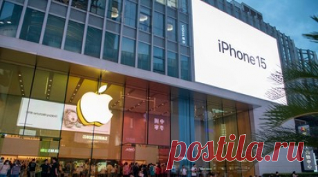 Апелляция утвердила штраф для Apple в 1,2 млрд рублей за навязывание платежей в App Store. Девятый арбитражный апелляционный суд подтвердил законность предписания ФАС России, признавшей, что Apple незаконно навязывала платёжный сервис в App Store, и постановления о наложении на компанию штрафа в 1,2 млрд рублей. Читать далее