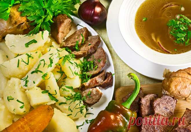 Картошка с мясом и (всенепременно) с красным бульоном - Женская страница