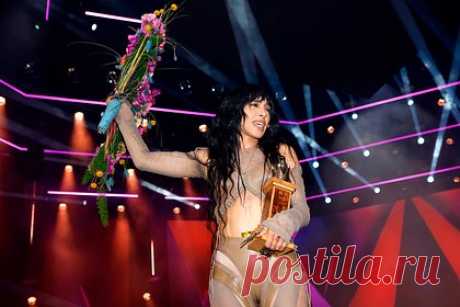 В песне участницы «Евровидения» от Швеции увидели плагиат русскоязычного трека. В песне участницы «Евровидения-2023» от Швеции Loreen увидели плагиат русскоязычного трека. Сообщается, что интернет-пользователи нашли в ее композиции под названием Tattoo, с которой она собирается выступить на конкурсе, сходство с русскоязычной песней «В плену» украинской певицы Мики Ньютон.