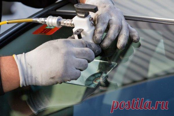 Как отремонтировать трещину в стекле автомобиля