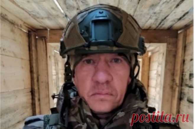 Старшина Морозкин точным огнем из стрелкового оружия сбил беспилотник ВСУ. Действия Кирилла Морозкина позволили предотвратить атаку украинских боевиков на позиции ВС России.