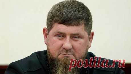 Кадыров развеял слухи о проблемах со здоровьем. Глава Чечни Рамзан Кадыров развеял слухи о возможных проблемах со здоровьем и заявил, что организм у него, как у молодого парня. Об этом он рассказал во время прямого эфира в социальной сети &quot;ВКонтакте&quot;. &quot;Со здоровьем все в ...
