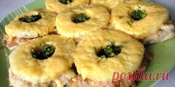 Курица с ананасами в духовке (с сыром, картошкой): рецепты
