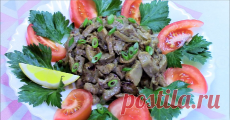 Пикантные жаренные баклажаны! Вкус как у грибов! Оригинальное, вкусное, ароматное блюдо понравится всем. Если гостям и семье не открывать секретных ингредиентов, то все подумают, что на обед приготовлены жареные грибы.