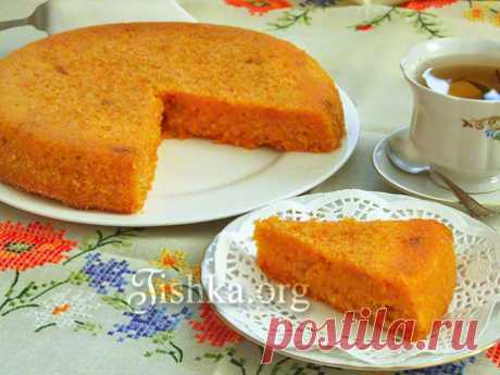 Постный морковный пирог (манник) Постный морковный пирог с манкой, очень вкусный! Мой самый любимый рецепт. Пирог с изюмом и лимоном. Настоящее лакомство! Ингредиенты: 450г сырой моркови,