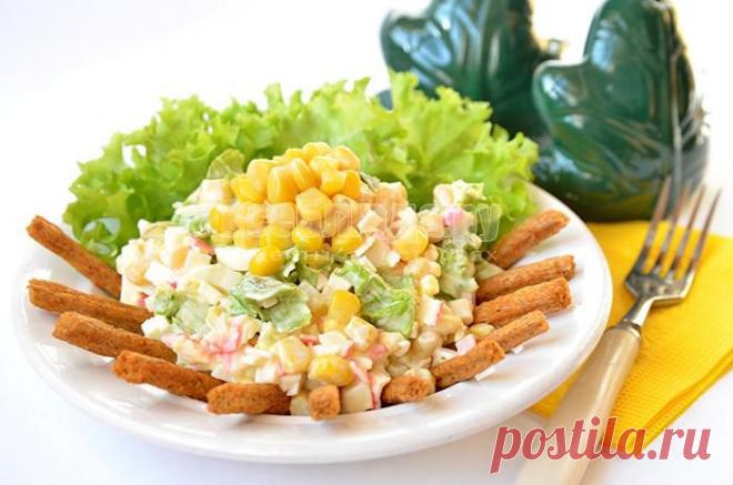 Салат - крабовые палочки, сухарики, кукуруза, яйца, рецепт с пошаговыми фото | Все Блюда