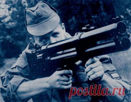 МЫ - из СССР!
Дмитрий Варушеньев