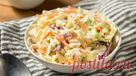 Свежий, хрустящий и вкусный вариант идеального салата из капусты - Будет вкусно - Социальная сеть "МТ.RU"