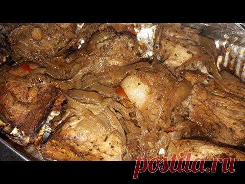 Шашлык в духовке / Мягкий и сочный шашлык из свинины готовим дома - YouTube