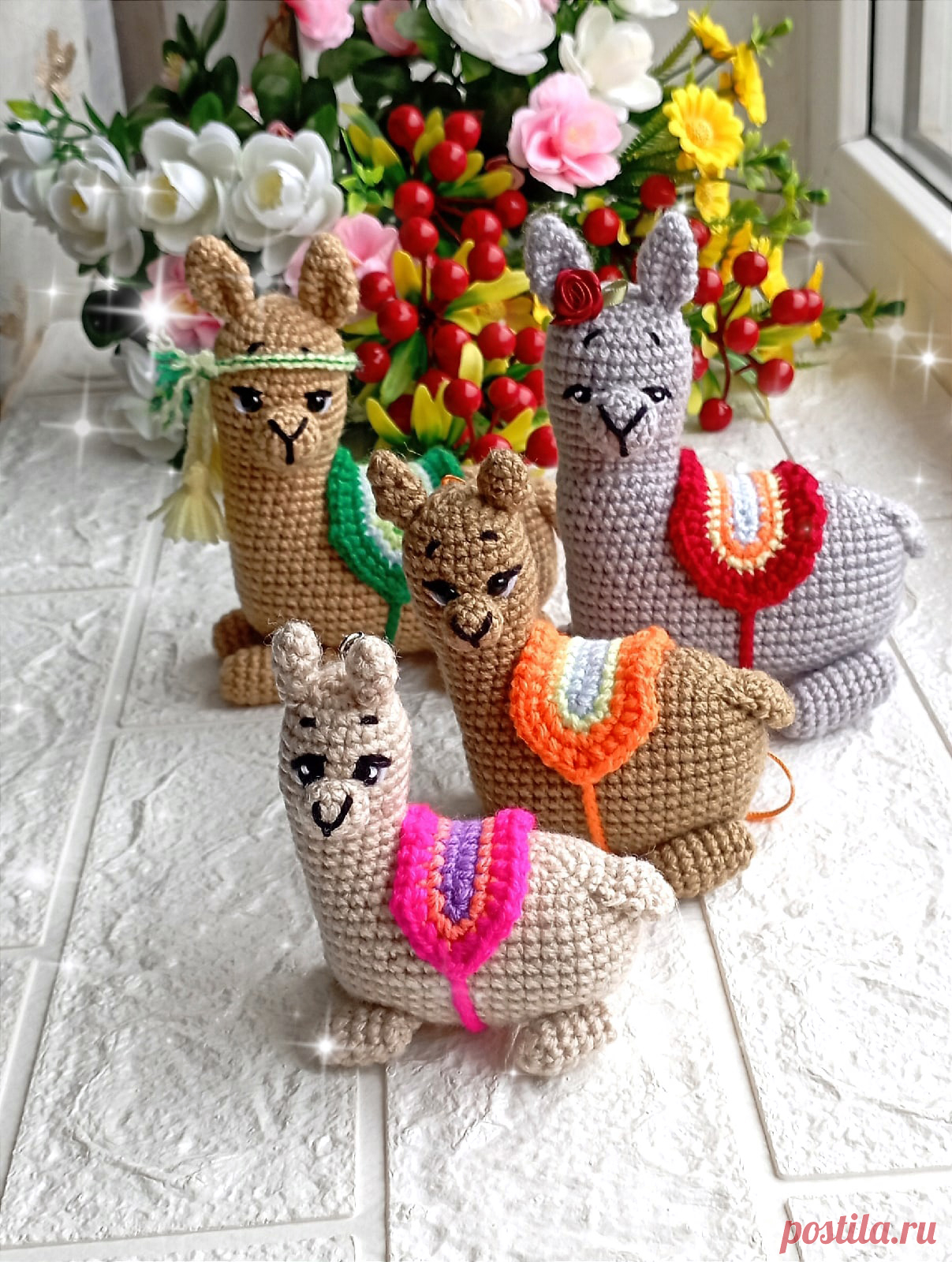 PDF Ламочки 3 в 1 крючком. FREE crochet pattern; Аmigurumi animal patterns. Амигуруми схемы и описания на русском. Вязаные игрушки и поделки своими руками #amimore - маленькая лама, альпака.