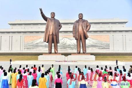 Cбежавший в КНДР солдат США попросил убежище из-за жестокого обращения и расизма. Сбежавший в Северную Корею солдат Вооруженных сил (ВС) США Трэвис Кинг попросил убежище из-за жестокого обращения и расизма в американской армии. Военнослужащий также выразил готовность искать убежище в КНДР или другой стране, заявив, что разочарован «неравным американским обществом».