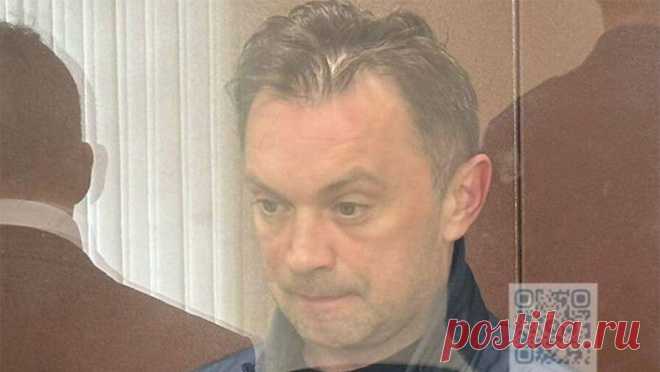 Один из фигурантов дела Иванова пожелал дать показания. Фигурант уголовного дела в отношении бывшего замминистра обороны Тимура Иванова, соучредитель ООО "ОлимпСитиСтрой" Александр Фомин выразил желание дать показания. Об этом сообщает РИА Новости. "В материалах дела лишь ...