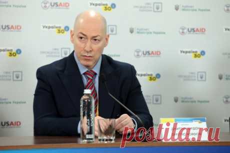 Умный пропагандист. Украинец Гордон устроил провокацию против Калининграда. Он обещал сухопутную блокаду региона, но забыл про морские пути.