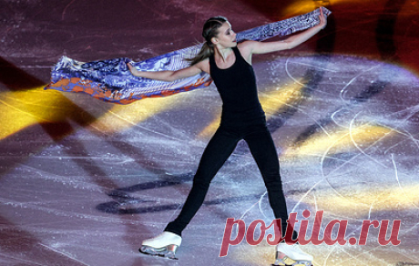 Хромых объяснила причину ошибки на прыжке в произвольной программе на этапе Гран-при. Фигуристка заняла второе место на соревнованиях в Турине