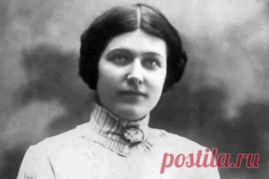 Какую миссию революционерка Лариса Рейснер выполняла в гареме афганского эмира