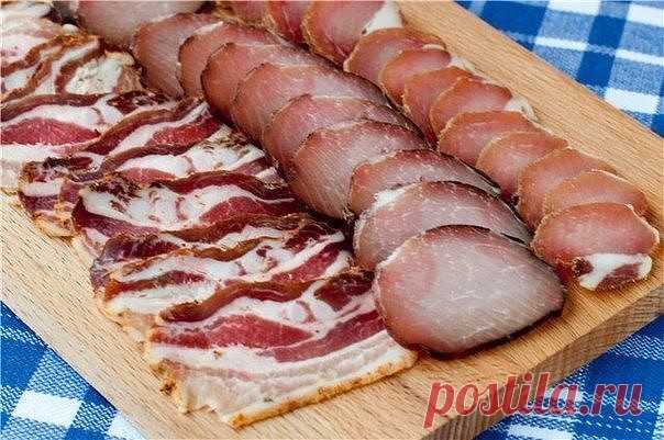 ДЕЛАЕМ ЗАПАСЫ: СОЛОНИНА

 Солонина — пригодное в пищу мясо, полученное путём длительного держания его в соли. Процесс получения солонины называется посолом (реже — засолкой или засаливанием) мяса. 

Посол мяса — единственный возможный вид длительного хранения мяса при положительных температурах.

* ЗАГОТОВКА СОЛОНИНЫ.
Для заготовки мяса впрок из него делают солонину. 
Как известно, соление мяса — это наиболее простой и доступный способ предохранения его от порчи. 
Но этот ...