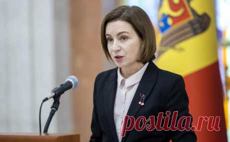 Санду заявила, что большинство молдаван против объединения с Румынией. Президент Санду заявила, что на сегодняшний день около 1 млн молдаван имеют румынские паспорта, однако большинство граждан все еще выступают против объединения двух стран