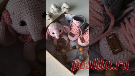 Вязание крючком для детей от 0 до 3 лет - Схемы от Винера Эйер - Слоник и Ботиночки Эффектный вязанный набор для новорожденного: Слоник и Ботиночки. Описания вязания - МК - Винеры Эйер.

Мастер-класс ботиночек содержит 45 фотографий и подробное описание каждого шага вязания пинеток на 4 размера. от 0 до 12 месяцев.

Новорожденный-на стопу 8см
0-3месяца - на стопу 9 см
3-6месяца - на стопу 10 см
6-12месяцев - на стопу 11-12см

__________________________
Описание вязанного С...