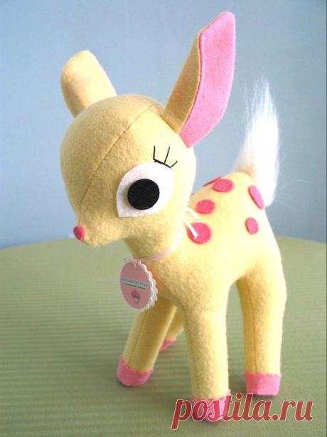 Yellow Fawn Softie | pattern