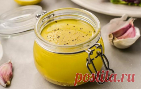 Рецепт заправки с лимоном и чесноком. Больше ничего не захотите