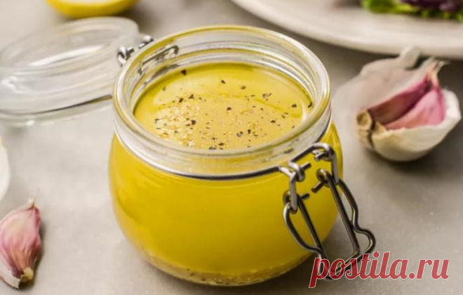 Рецепт заправки с лимоном и чесноком. Больше ничего не захотите