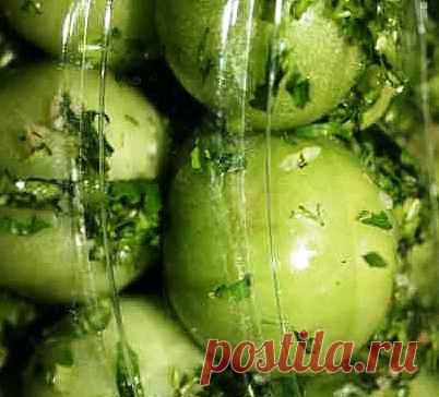 Заготовки на зиму: фаршированные зеленые помидоры зеленью и чесноком | Женский журнал "Порадка"