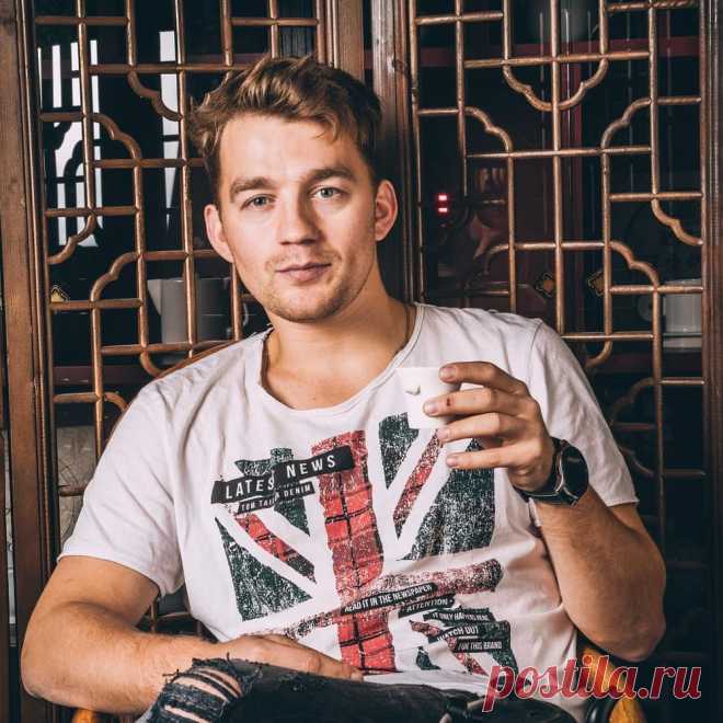 Алексей Демидов