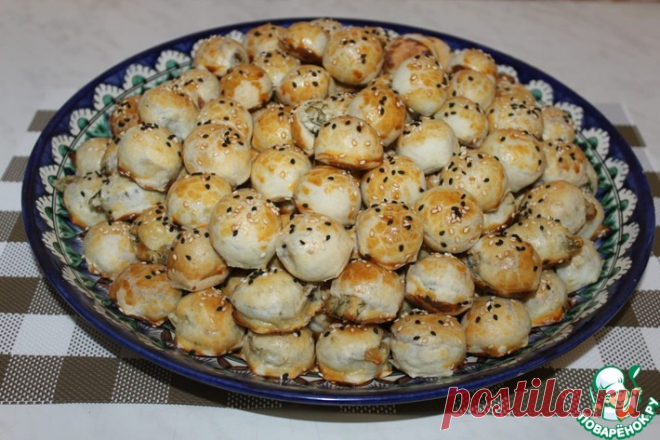 Закусочные мини пирожки из слоёного теста Кулинарный рецепт
