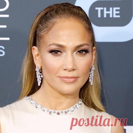 Jennifer Lopez отказалась от наращивания волос в естественном селфи
Теперь давайте проясним, что это не первый раз, когда Дженнифер Лопес экспериментирует со своими волосами. За последние несколько месяцев мы видели ее потрясающие натуральные кудри , тупую бахрому и наращивание волос размером XXL ... Стоит ли удивляться, что она наш лучший помощник для вдохновения прически? Серьезно, вы знаете,...
Читай дальше на сайте. Жми подробнее ➡